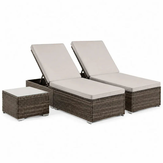 3-teiliges Gartenliegen Set mit 2 Sonnenliegen und Beistelltisch PE-Rattan Stahlrahmen Glasplatte Braun Beige Transparent 198 x 65 x 86 cm